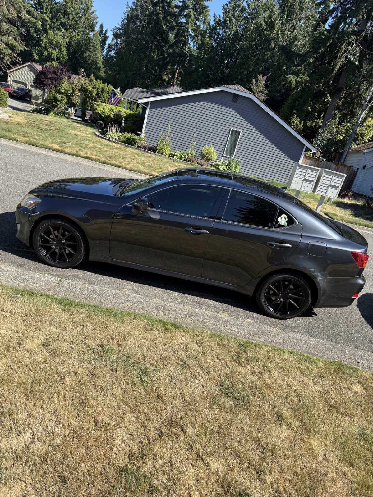 Exterior detail · Sedan
